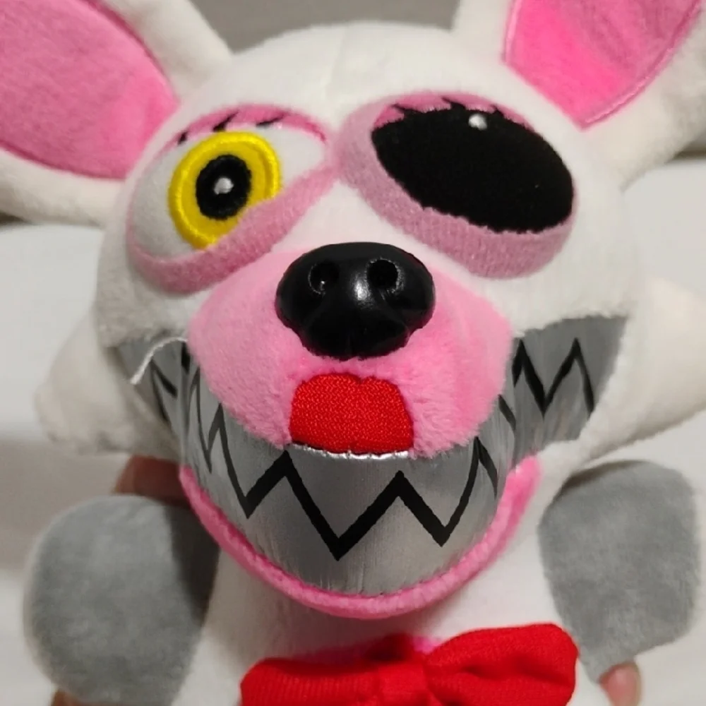 Five Nights At Freddy's Funka Plush 8" Pink & White Plush Toy W Red Bow - Picture 14 of 14